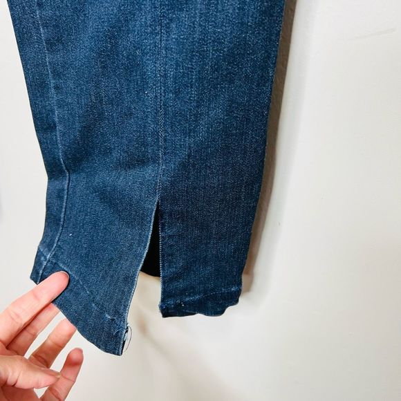 Mesmerize Jeans 4 Dark Wash Blue High Waisted Front Ankle Slits Stretch Crop - Picture 2 of 5